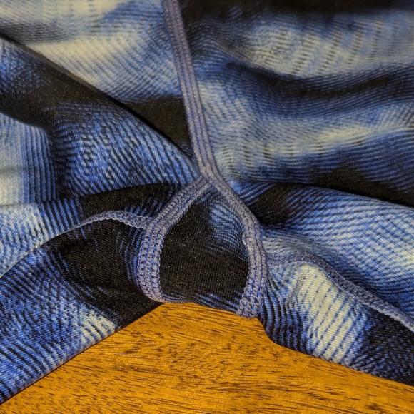 Calvin Klein Performance Printed Leggings Navy Blue Combo Size Medium - Picture 7 of 7